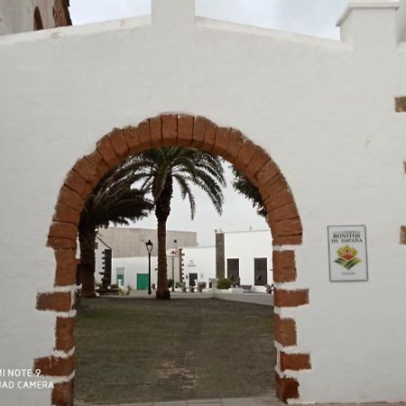 Precioso Apartamento Con Terraza En Teguise Daire Teguise  Dış mekan fotoğraf