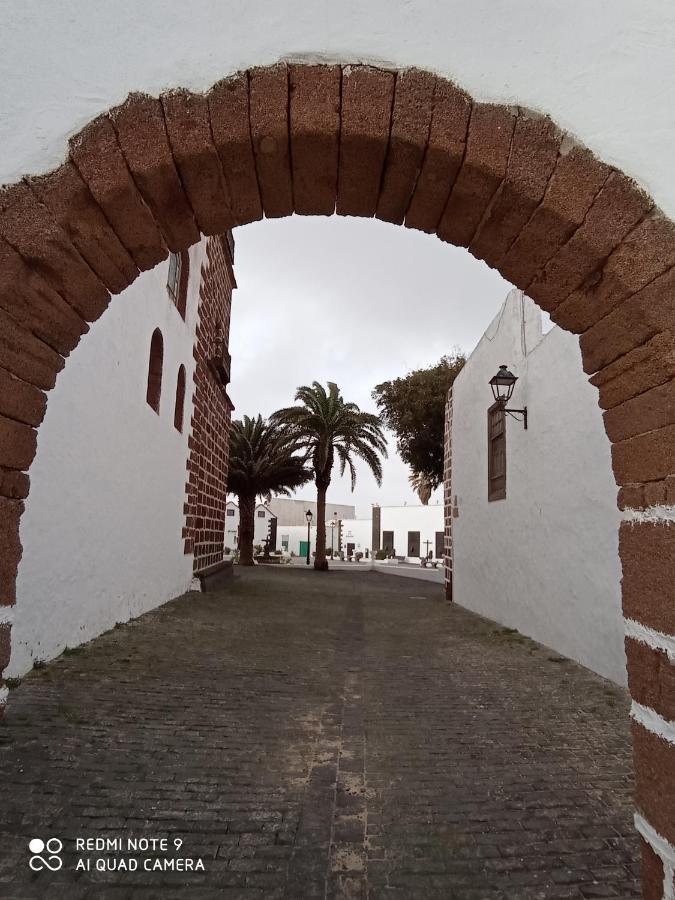 Precioso Apartamento Con Terraza En Teguise Daire Teguise  Dış mekan fotoğraf